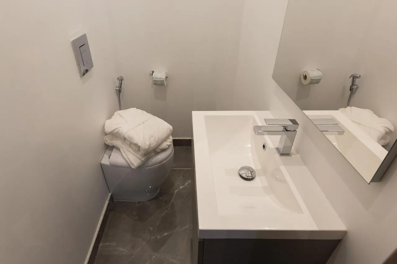 Clementi Portrait Otel Roma 2*,