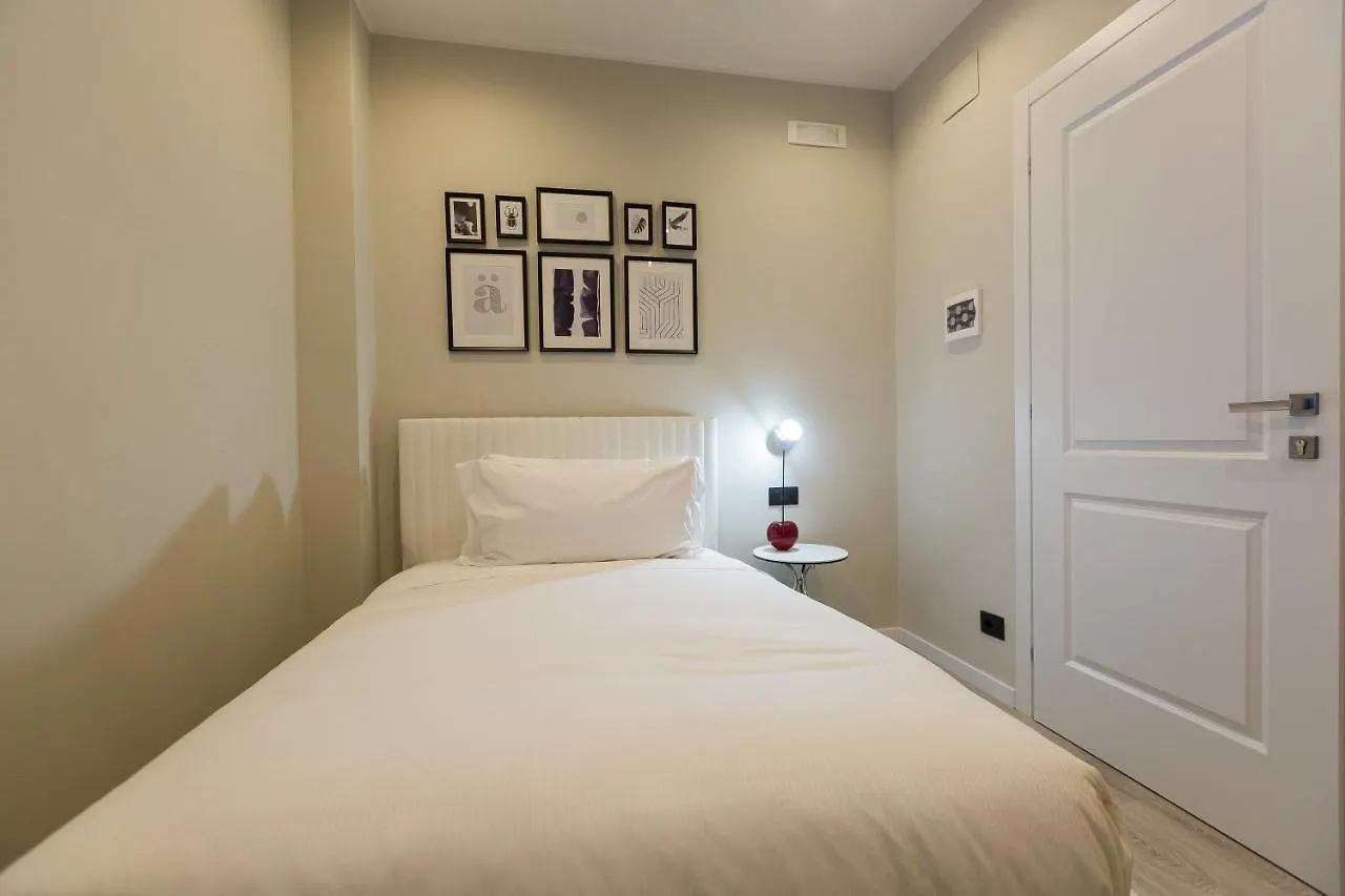 ** Konukevi Clementi Portrait Otel Roma İtalya
