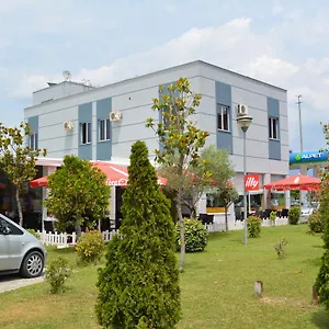 Alpet Otel
