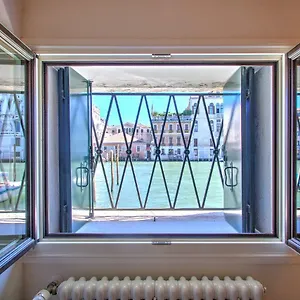  Apartment Grandcanal-red Italy